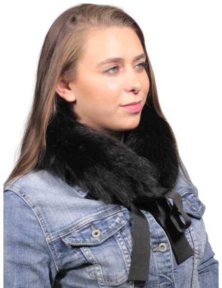 Cuello de pelo de zorro negro con lazo